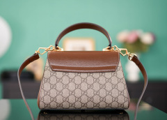 Gucci GG Horsebit Minitasche Größe: 22 x 16 x 10,5 cm