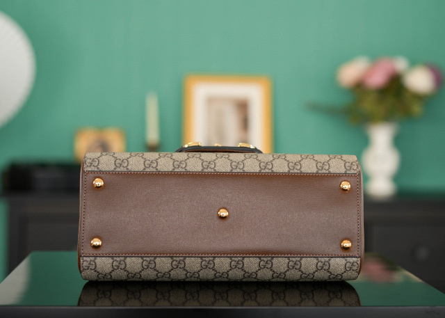 Gucci GG Horsebit mittelgroße Tasche Größe: 29 x 20 x 13 cm