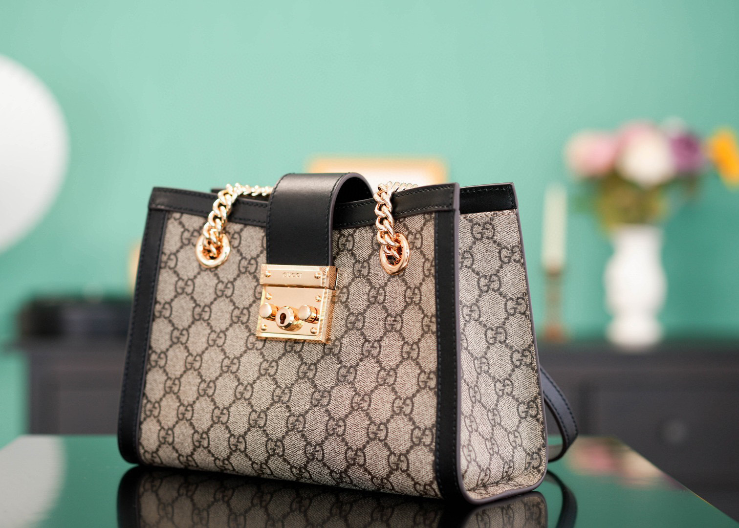 Gucci Padlock Umhängetasche Größe: 26 x 18 x 10 cm