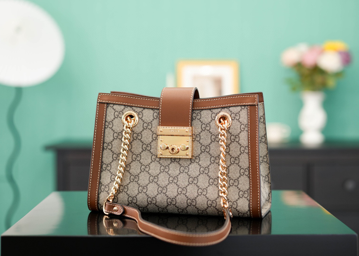 Gucci Padlock Umhängetasche Größe: 26 x 18 x 10 cm