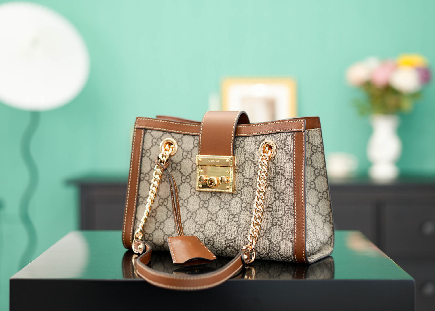 Gucci Padlock Umhängetasche Größe: 26 x 18 x 10 cm