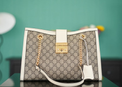 Gucci Padlock Umhängetasche Größe: 26 x 18 x 10 cm