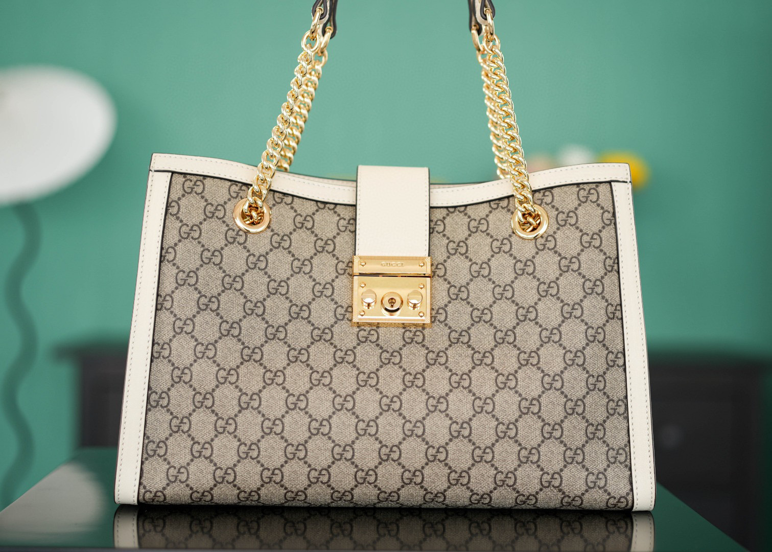 Gucci Padlock Umhängetasche Größe: 26 x 18 x 10 cm