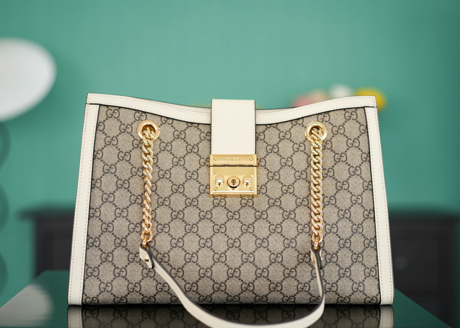 Gucci Padlock Umhängetasche Größe: 26 x 18 x 10 cm