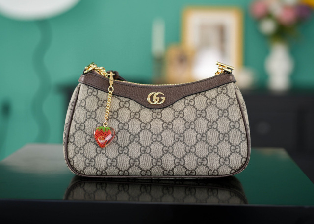 Gucci Ophidia Erdbeertasche Größe: 25 x 15 x 6 cm