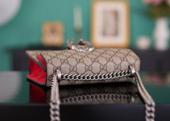 Gucci GG Dionysus Dimensioni: 20*15*5cm