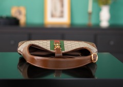 Gucci GG Jackie Größe: 28 * 19 * 4,5 cm