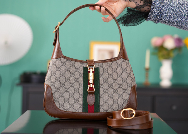 Gucci GG Jackie Größe: 28 * 19 * 4,5 cm