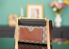 Gucci Padlock Umhängetasche Größe: 20 x 12 x 8 cm