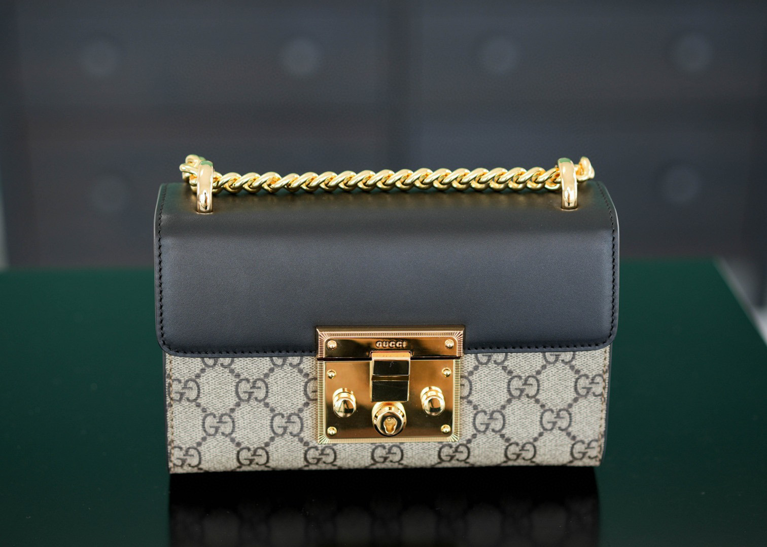 Gucci Padlock Umhängetasche Größe: 20 x 12 x 8 cm