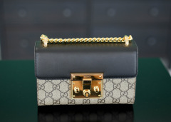 Gucci Padlock Umhängetasche Größe: 20 x 12 x 8 cm