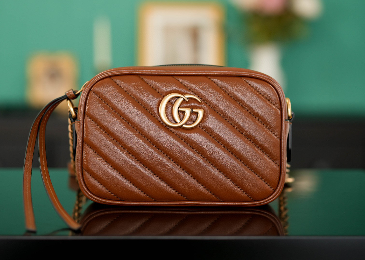 Gucci GG Marmont Größe: 18 * 12 * 6 cm