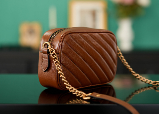 Gucci GG Marmont Größe: 18 * 12 * 6 cm