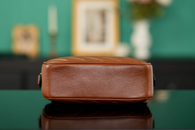 Gucci GG Marmont Größe: 18 * 12 * 6 cm
