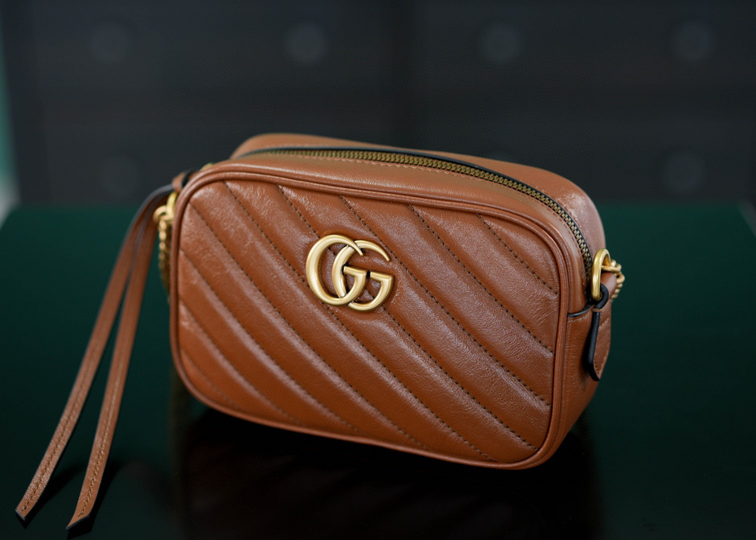 Gucci GG Marmont Größe: 18 * 12 * 6 cm