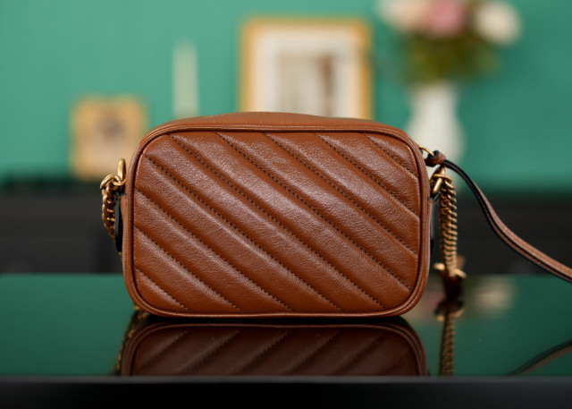 Gucci GG Marmont Größe: 18 * 12 * 6 cm