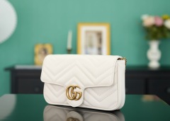 Gucci GG Marmont Tasche Größe: 21*12*5cm