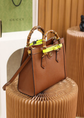 Beg Gucci Diana Saiz：27*24*11cm