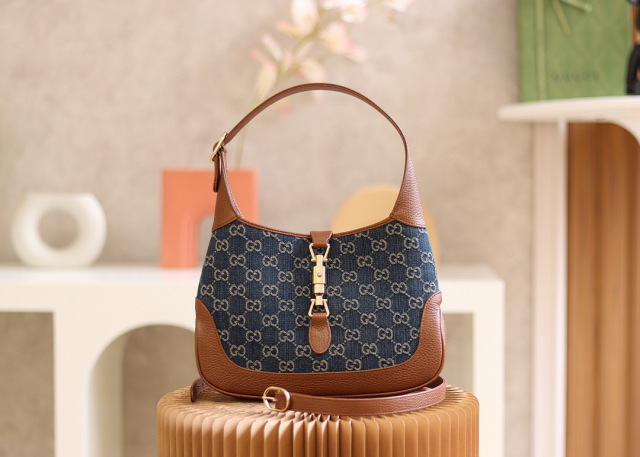 Borsa Gucci Jackie 1961 Dimensioni: 28*19*4,5 cm