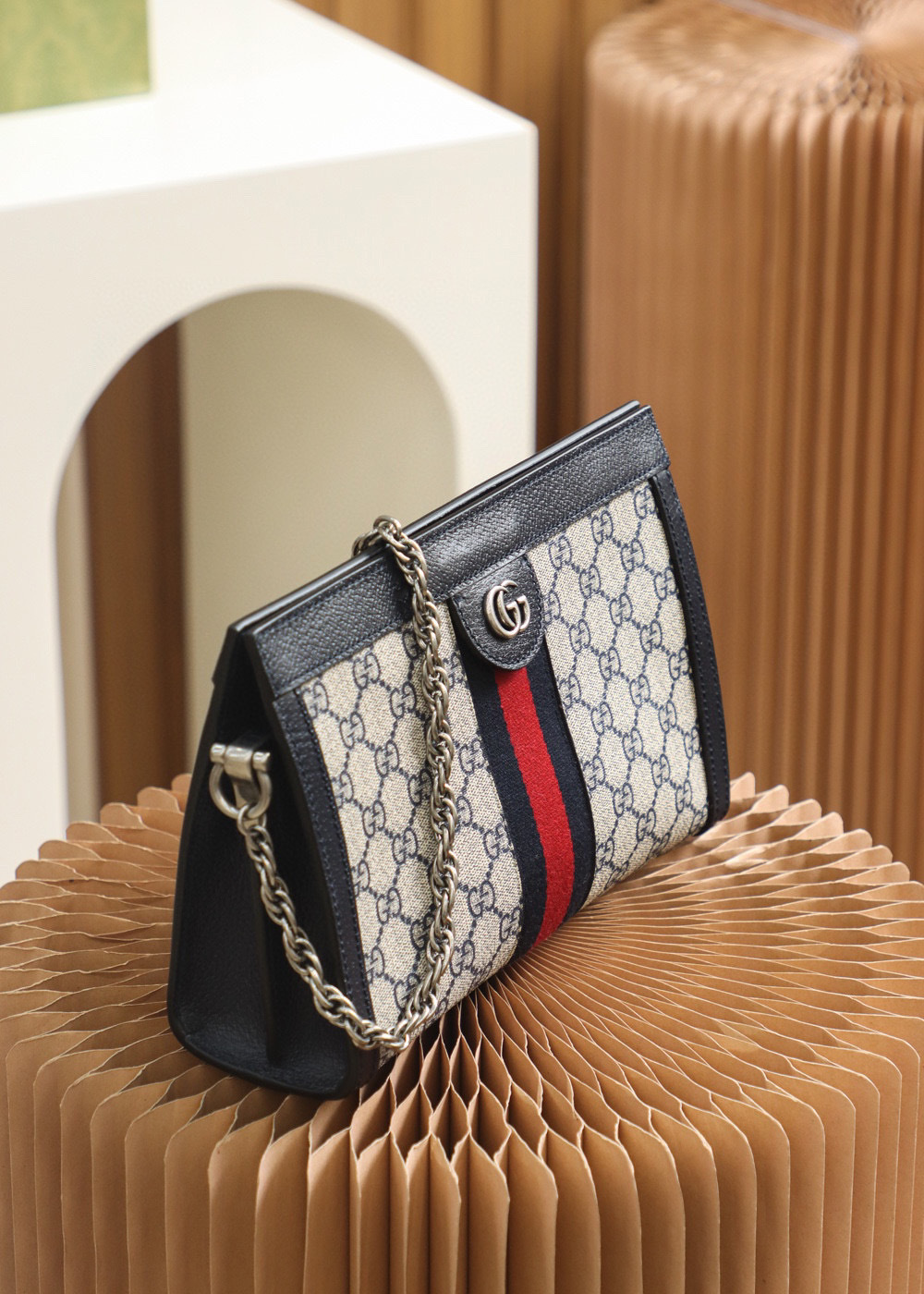 Borsa Gucci Ophidia GG Dimensioni: 26*17,5*8cm