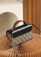 Borsa con lucchetto Gucci Dimensioni: 18*10*5cm