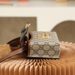 Borsa con lucchetto Gucci Dimensioni: 18*10*5cm