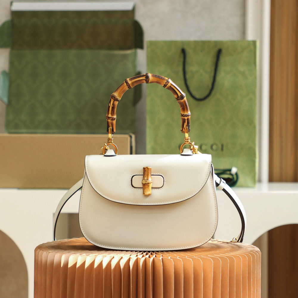 Gucci  Retro slubby bag  Size：21*15*7cm