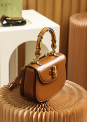 Gucci  Retro slubby bag  Size：21*15*7cm