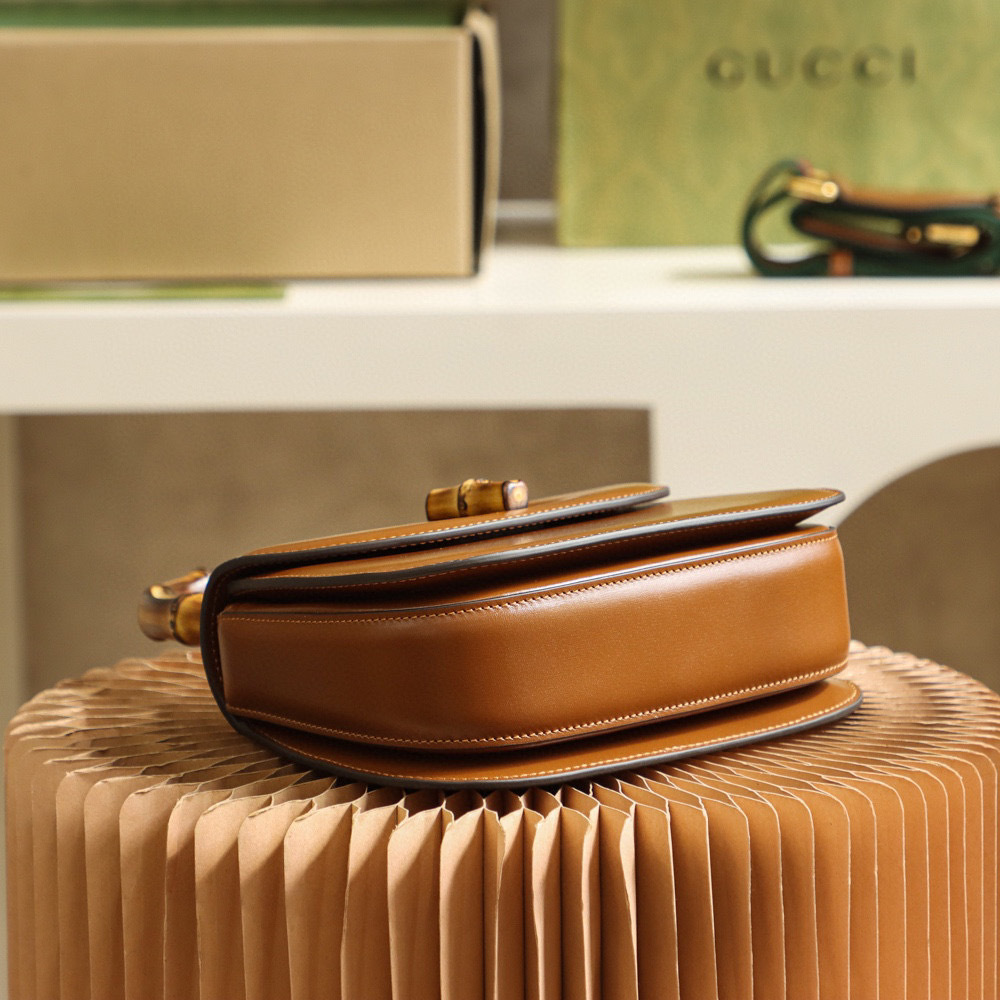 Gucci  Retro slubby bag  Size：21*15*7cm