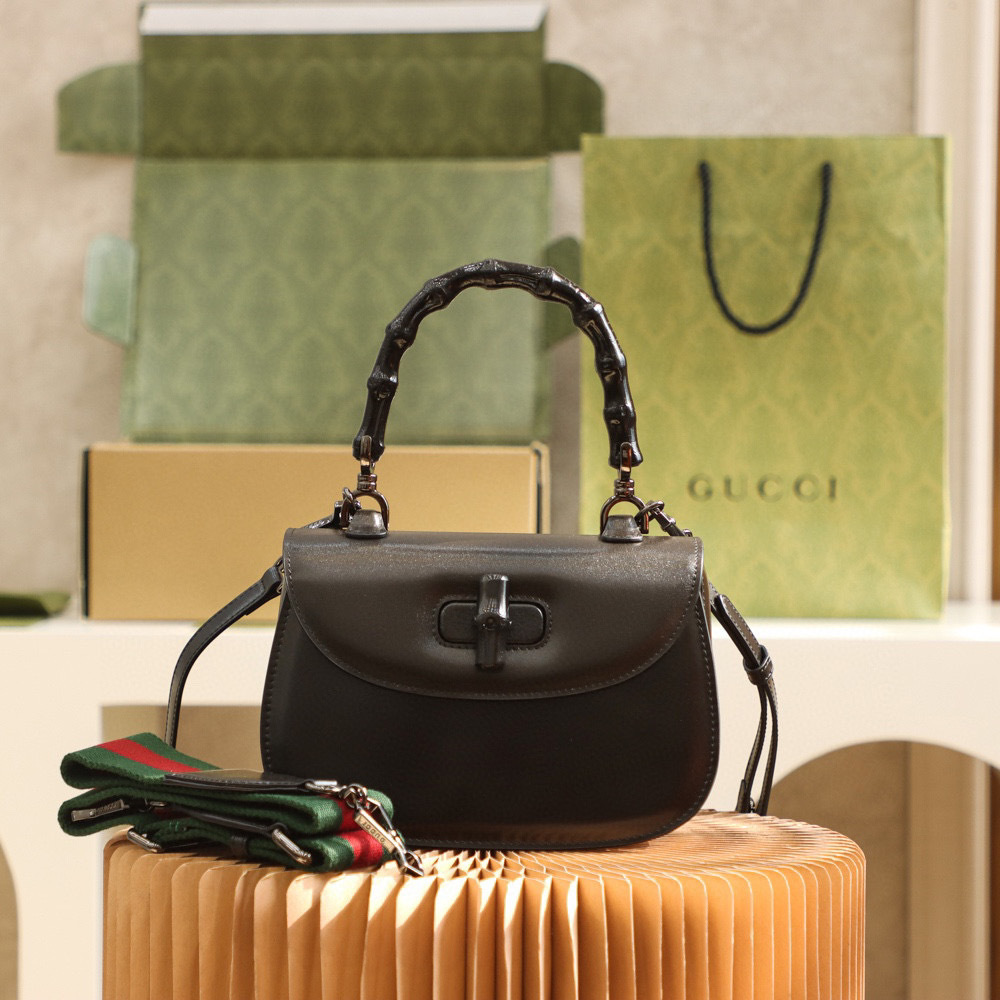 Gucci Retro slubby bag Saiz：21*15*7cm