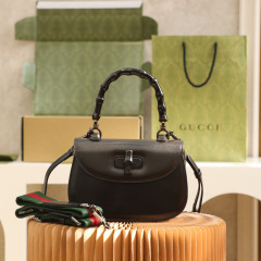 Gucci Retro slubby bag Saiz：21*15*7cm