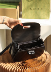 Gucci Retro slubby bag Saiz：21*15*7cm