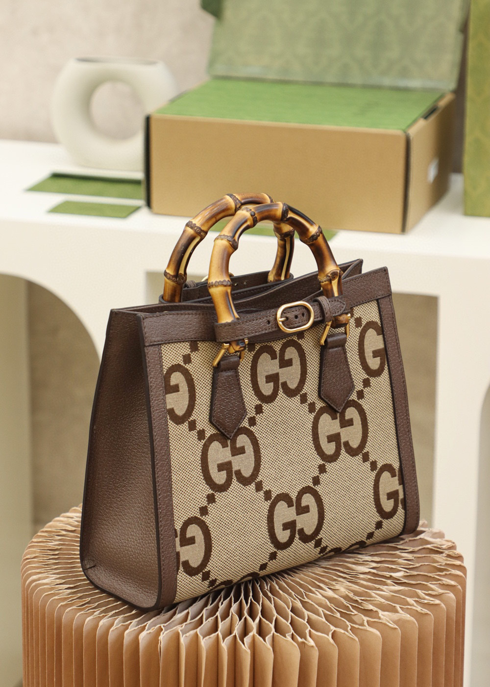 Gucci Diana Einkaufstasche Größe: 27 x 24 x 11 cm