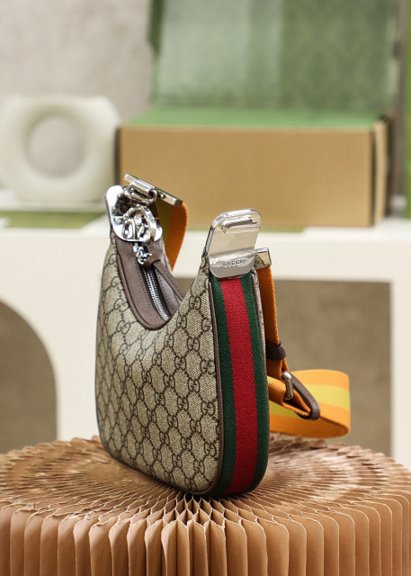 Borsa portadocumenti Gucci Dimensioni: 23*22*5cm