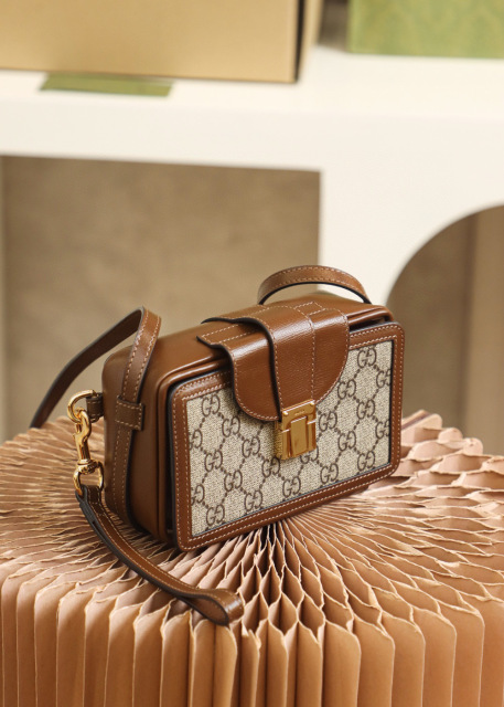 Borsa Gucci GG Retro box Dimensioni: 18*10.5*6.5cm