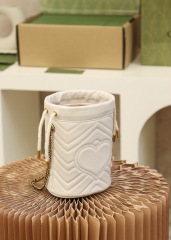 Gucci GG Marmont bag Size：19*17*5cm