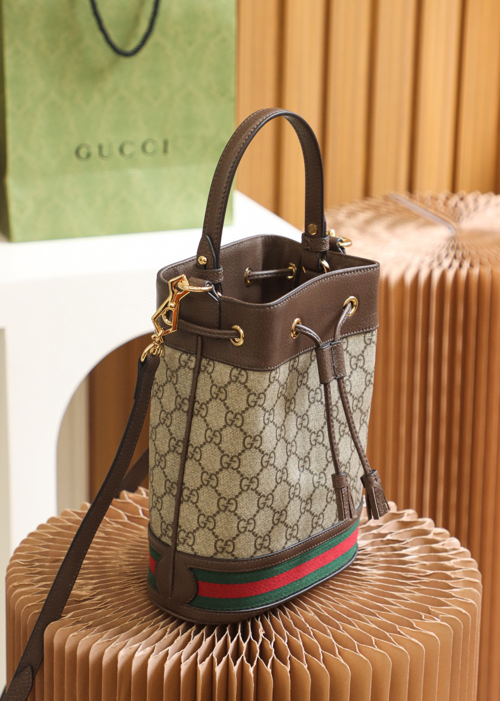 Borsa Gucci Ophida GG Dimensioni: 20,5*26*11cm