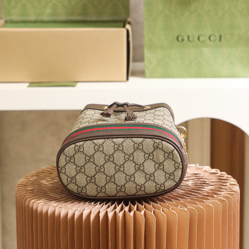 Borsa Gucci Ophida GG Dimensioni: 20,5*26*11cm