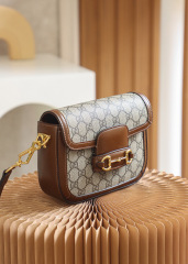 Borsa Gucci Majiekou 1955Dimensioni: 20,5*14,5*5 cm