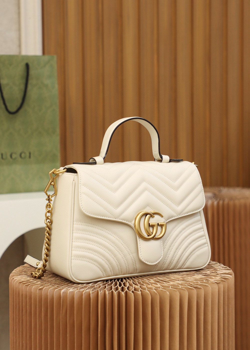 Borsa Gucci GG Marmont Dimensioni: 27*19*10,5 cm
