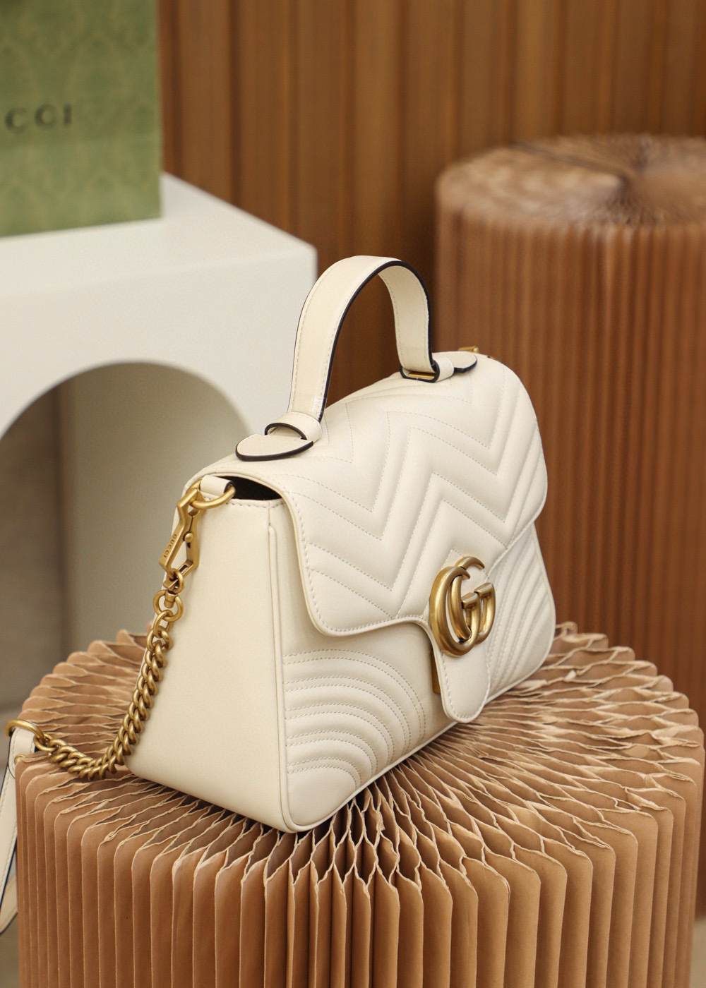Borsa Gucci GG Marmont Dimensioni: 27*19*10,5 cm