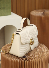 Borsa Gucci GG Marmont Dimensioni: 27*19*10,5 cm