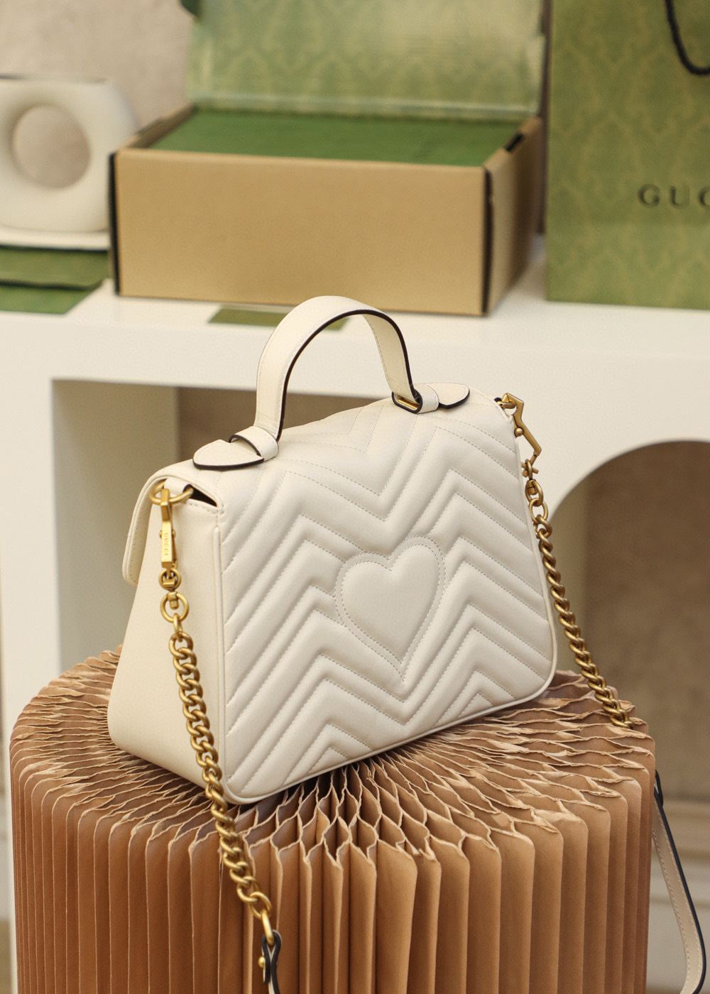 Borsa Gucci GG Marmont Dimensioni: 27*19*10,5 cm