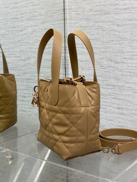 Christian Dior Toujours bag  Size：16*12*18cm