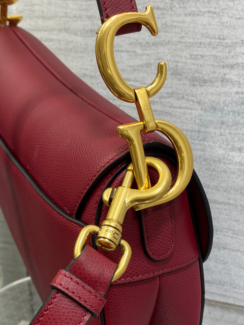 Christian Dior CD saddle Size：24*18*6cm