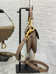 Christian Dior CD-Sattel Größe: 17 * 15 * 5 cm