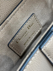 Christian Dior CD-Sattel Größe: 17 * 15 * 5 cm