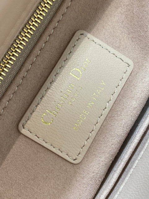 Christian Dior Lady Sige Größe: 20 * 16,5 * 8 cm
