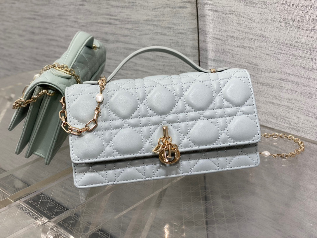 Beg klac rantai Christian Dior Pearl Saiz：21*11*5sm