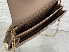 Borsa a mano con catena di perle Christian Dior Dimensioni: 21*11*5cm